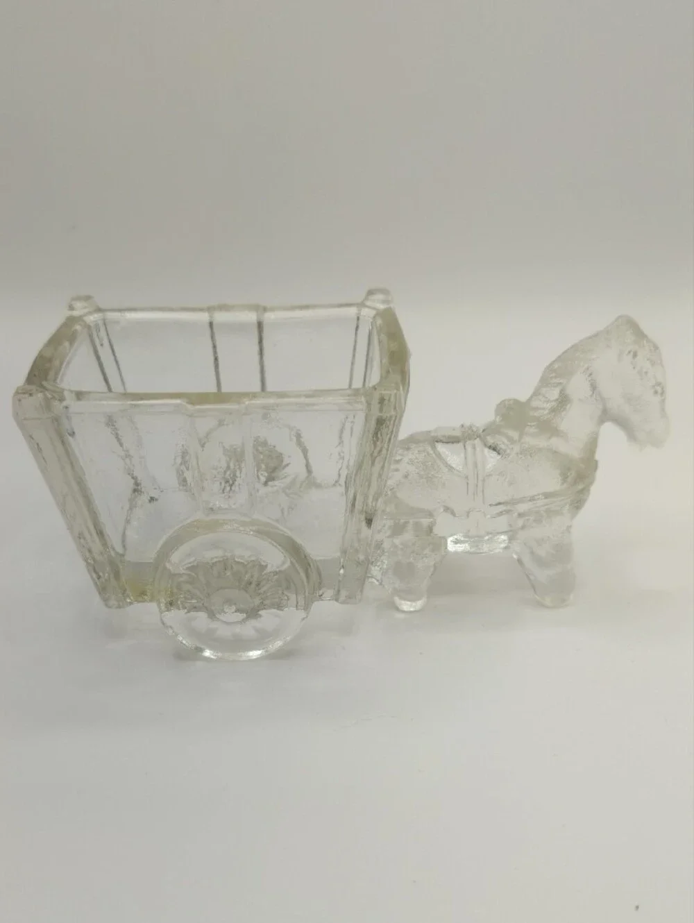 Small Clear Jeannette Glass Horse-Drawn Cart Nuts/Candy Dish